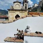 Attico Romantico Con Terrazza - Palm Street, 104 - Free Wifi アパート