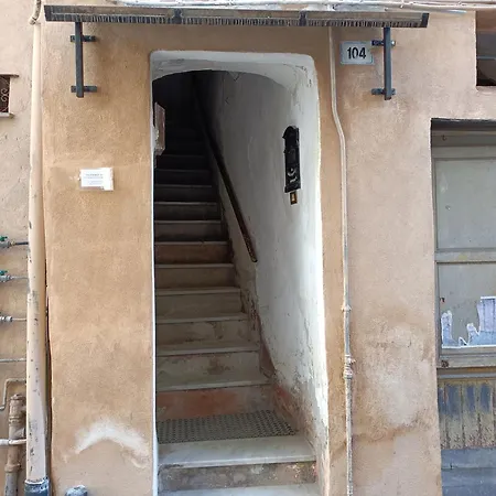 アパート Attico Romantico Con Terrazza - Palm Street, 104 - Free Wifi